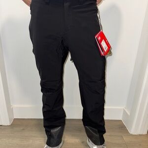 NWT Men’s Helly Hansen Ski Pants